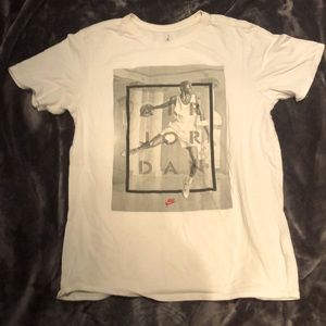 White Jordan Print T-Shirt, Size M